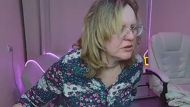 VestaWoody's cam snapshot