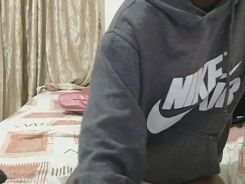 skinny-diva's cam snapshot