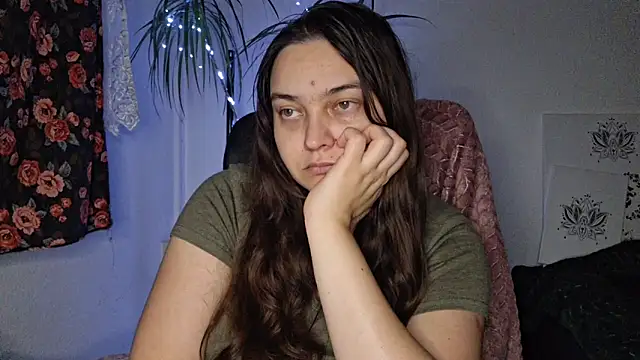 Cyndee_Winter's cam snapshot