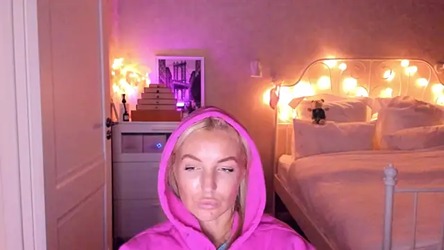 aestetick's cam snapshot