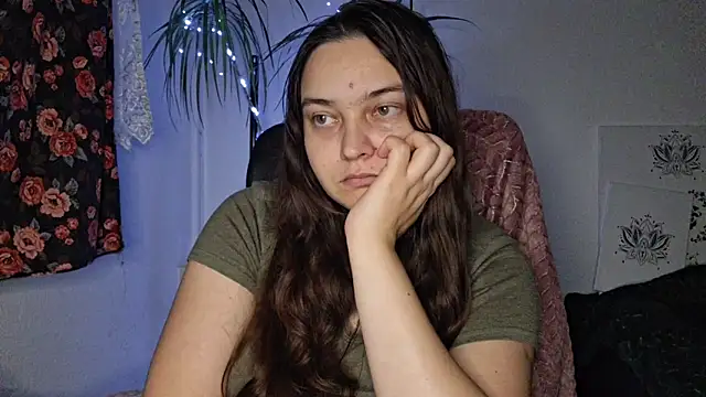 Cyndee_Winter's cam snapshot