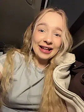 -teenytiny-'s cam snapshot