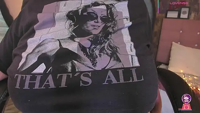 alice__tylor's cam snapshot