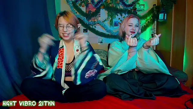 TrickyKitsune live sex cam