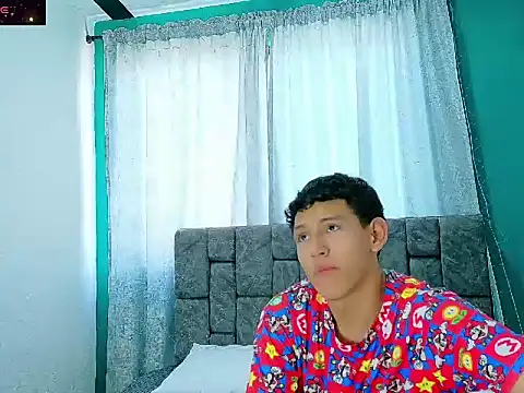 FelipeGonzalezz live sex cam