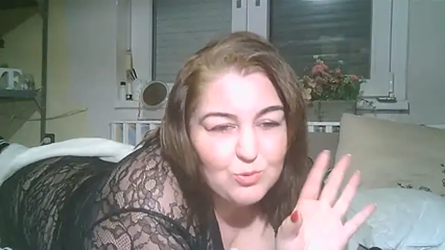 Viven1122 live sex cam