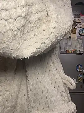 Luccreccia_ live sex cam