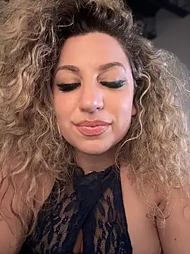 miamellycious live sex cam