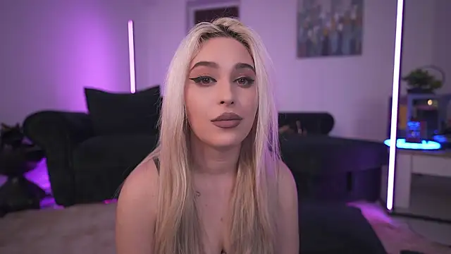 bia_kristal's cam snapshot