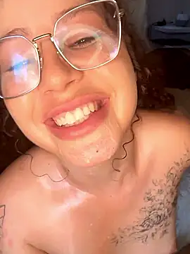 JhenneRouge live sex cam