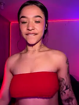 crystal_dlun's cam snapshot