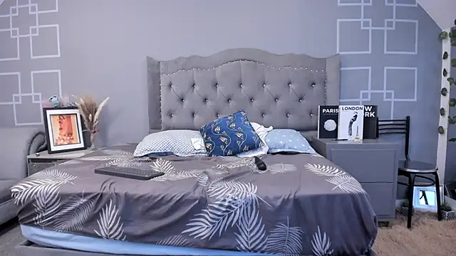 ZaharaSkylar's cam snapshot