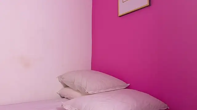 MySugarmoomy's cam snapshot