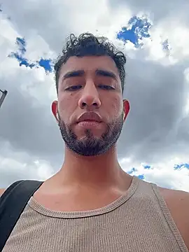 liam_bronw's cam snapshot