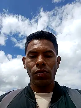 adambrosk_08's cam snapshot