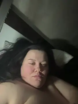 SunnyLeila2101's cam snapshot