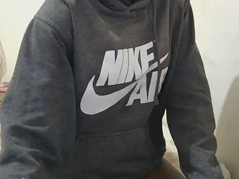 skinny-diva's cam snapshot