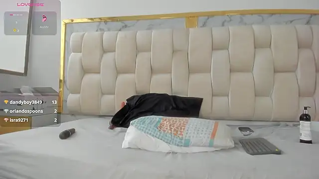 Hanna_lens's cam snapshot