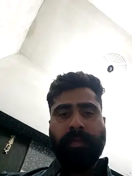 yash7713 live sex cam