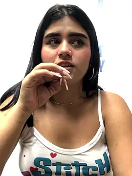 Nara_Bloom's cam snapshot