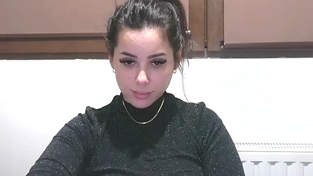 LovelyJulliette live sex cam