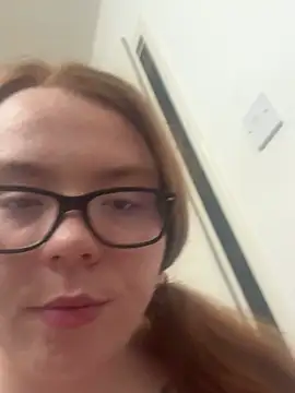 AnnieAinsx live sex cam