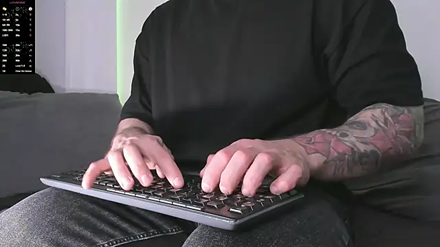 WayneWilson live sex cam