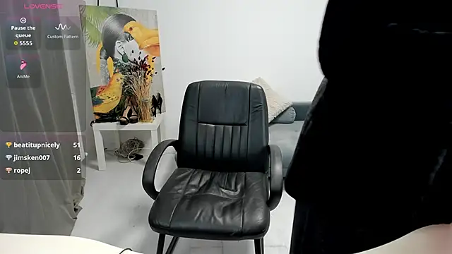 kilenyapatrice live sex cam