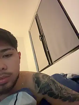 Darius_Flt live sex cam