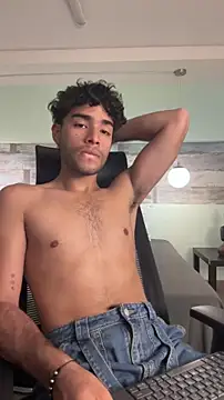 RaphaelDufort live sex cam