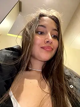 ICrazyOneIRL live sex cam