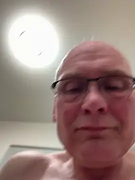 Parleg2's cam snapshot