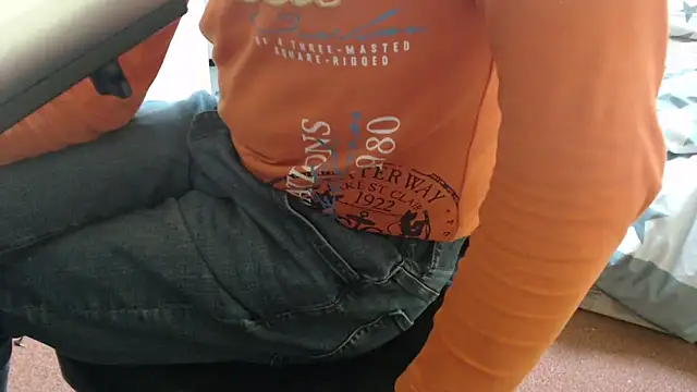 k74robert's cam snapshot