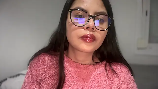 naughty__alexia's cam snapshot