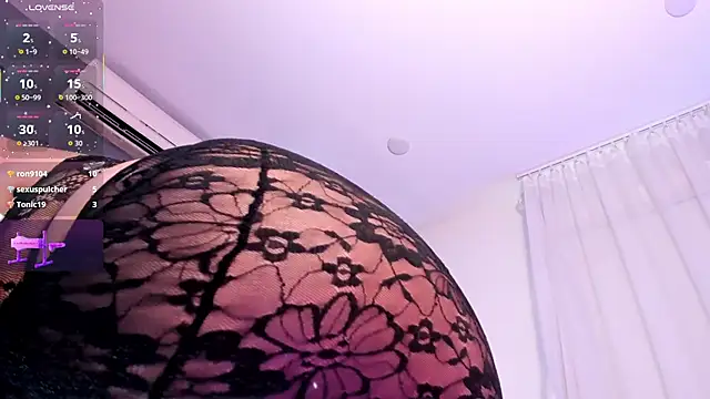 NicoleDiior's cam snapshot