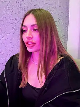 Elizabeth_Tay's cam snapshot