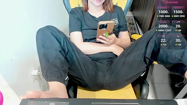 Clumsy_Girl's cam snapshot