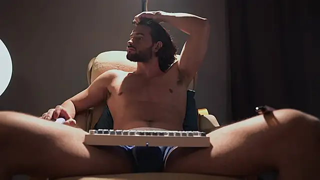 Keen___Luckystrike live sex cam