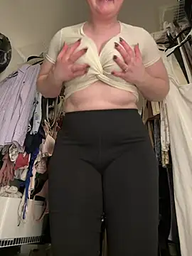 GingerSnap33 live sex cam