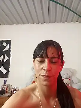 ilairahot's cam snapshot