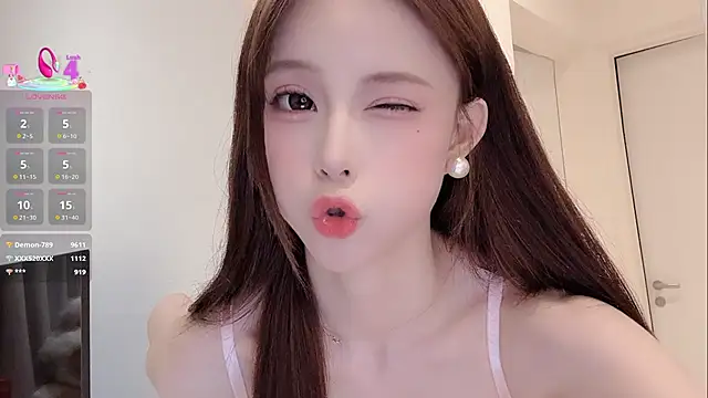 Nebula-qiu live sex cam