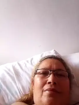 Cessi50 live sex cam