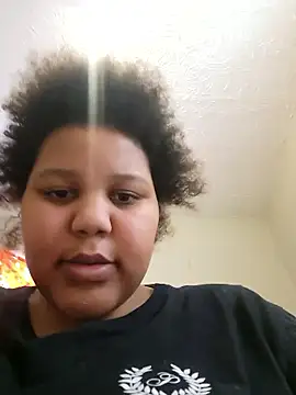 chocolate_bella's cam snapshot