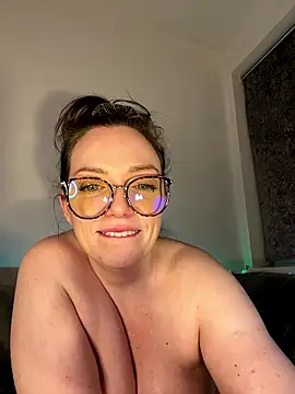 FemDom_RubyKnightXXO's cam snapshot