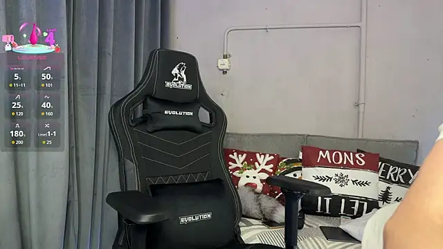 cutemilana_sexwife's cam snapshot