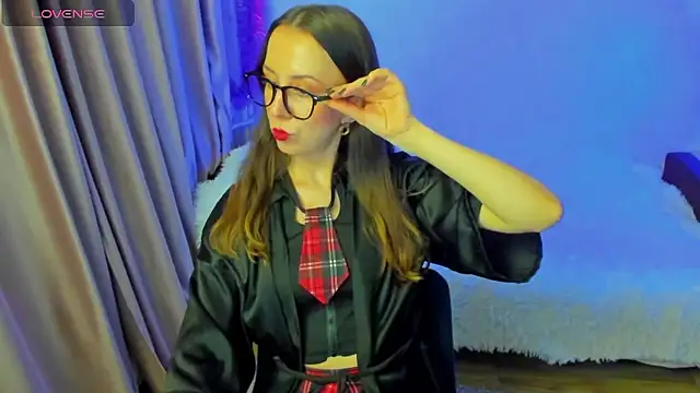 CurlySteph's cam snapshot