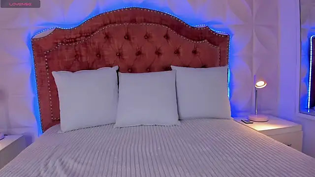 _aurent_sara's cam snapshot