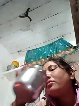 Punam_sing's cam snapshot