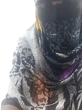 chocolate-puss's cam snapshot