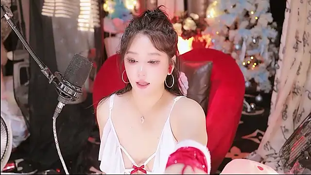 Missy_Nana21's cam snapshot